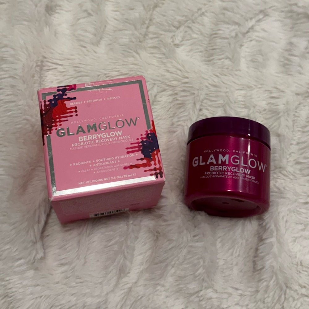 GLAMGLOW Berryglow Probiotic Recovery Mask
